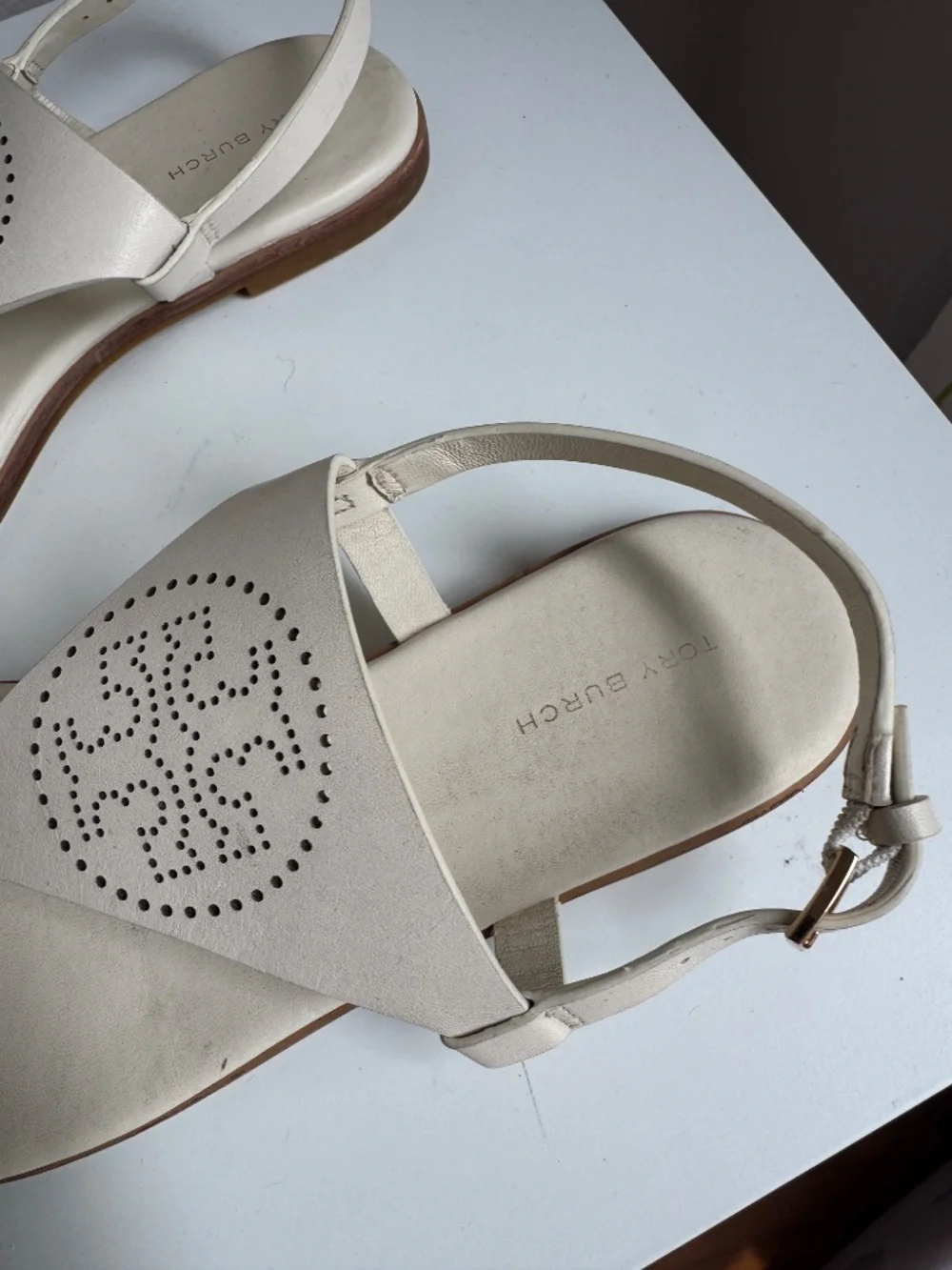 Tory Burch Capri Perf Sandals Light Cream Size6